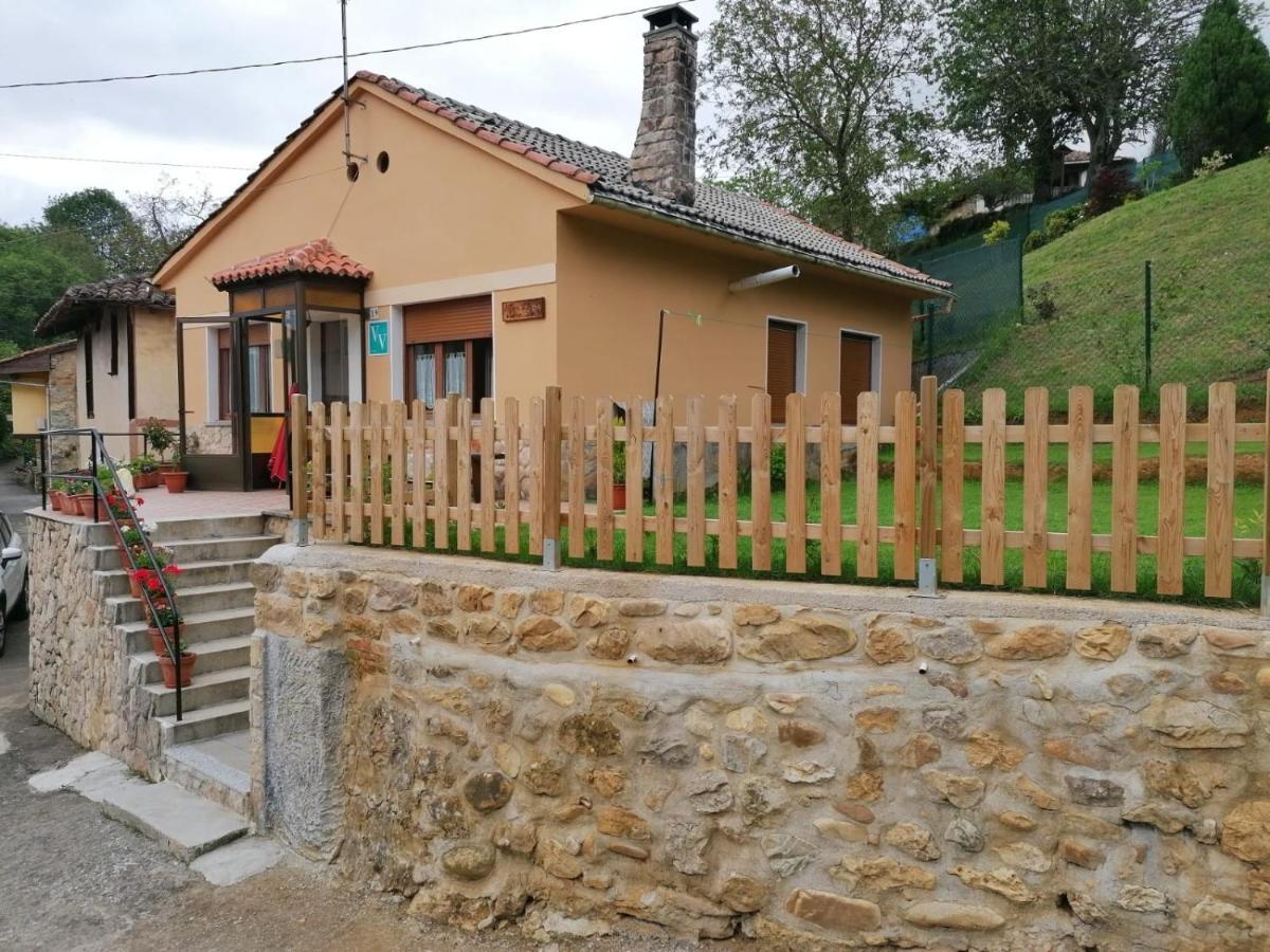 La Casina De La Bisa Villa Soto de las Duenas Buitenkant foto